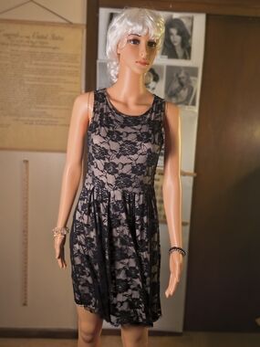 Monteau Los Angeles Black Lace Fit Flare Dress Large Floral Mesh Romantic Goth